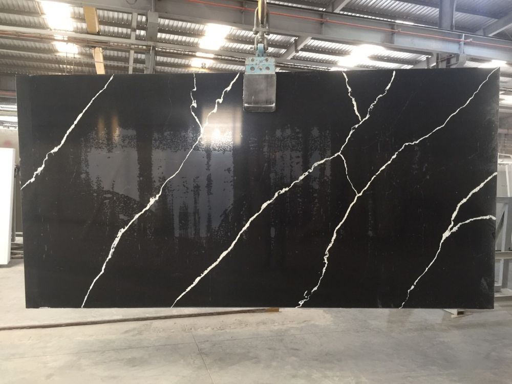 8240 Black Marquina